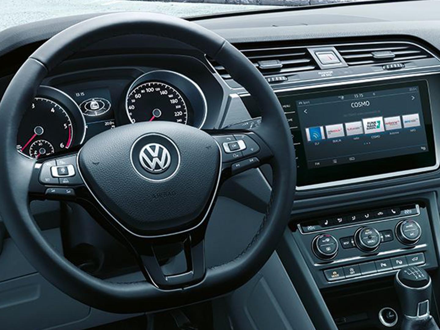 Volkswagen Touran Monza Brianza interni